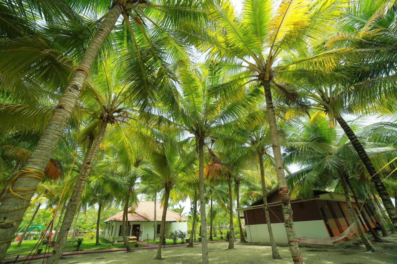 Regant Lake Village, Kollam. Chavara المظهر الخارجي الصورة