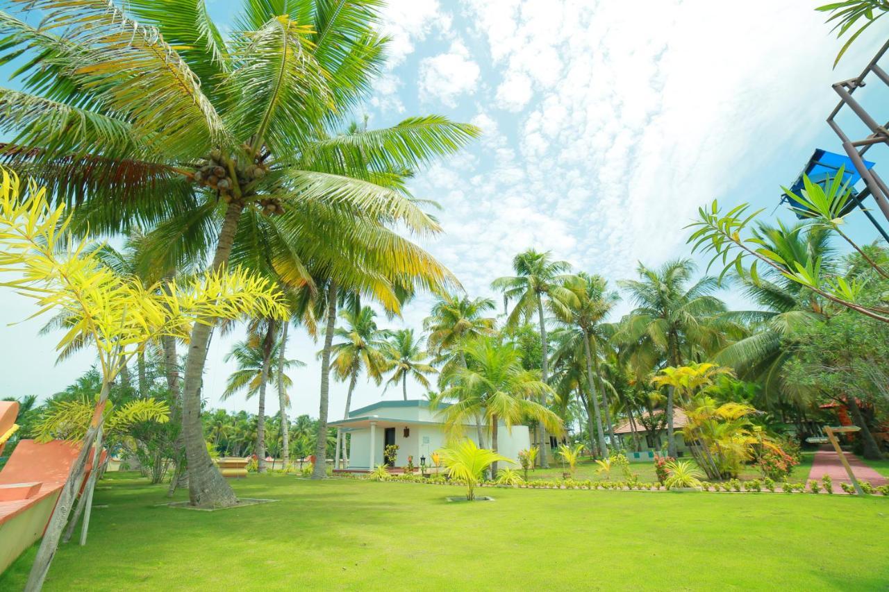 Regant Lake Village, Kollam. Chavara المظهر الخارجي الصورة