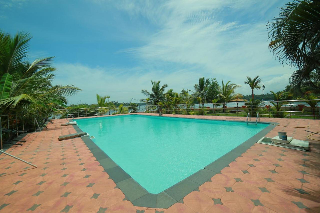 Regant Lake Village, Kollam. Chavara المظهر الخارجي الصورة