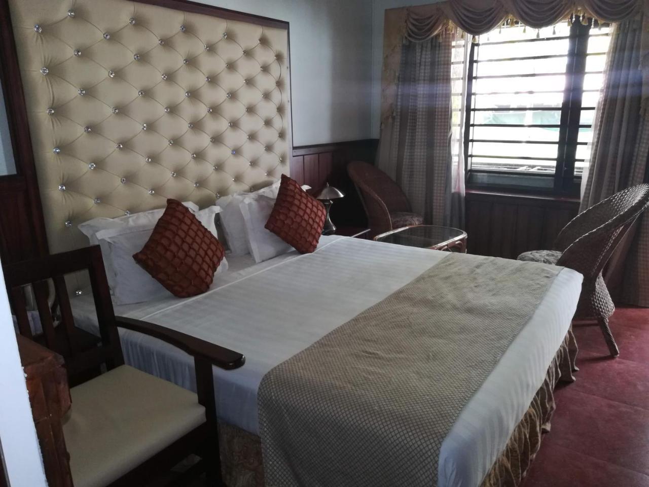 Regant Lake Village, Kollam. Chavara المظهر الخارجي الصورة