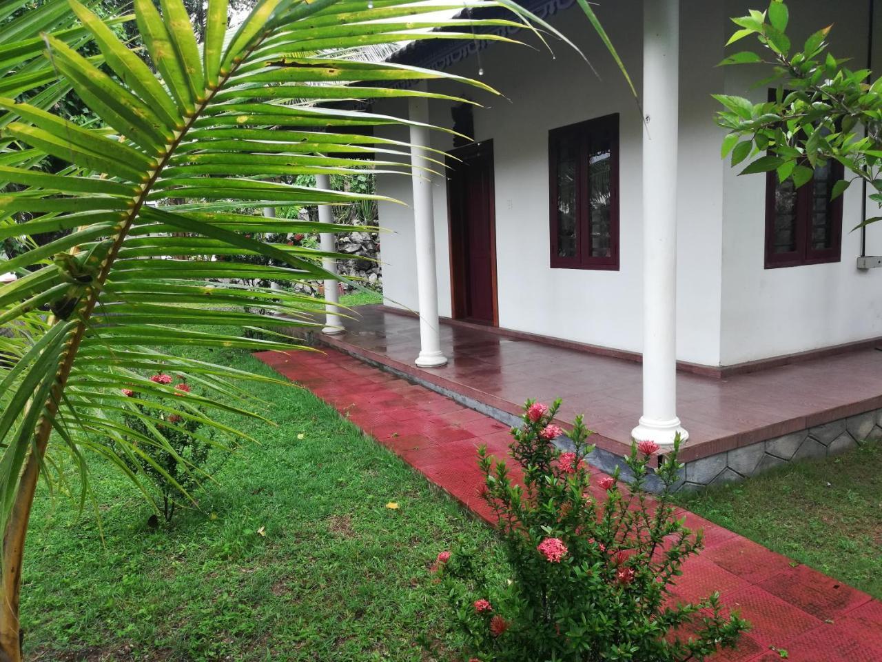 Regant Lake Village, Kollam. Chavara المظهر الخارجي الصورة